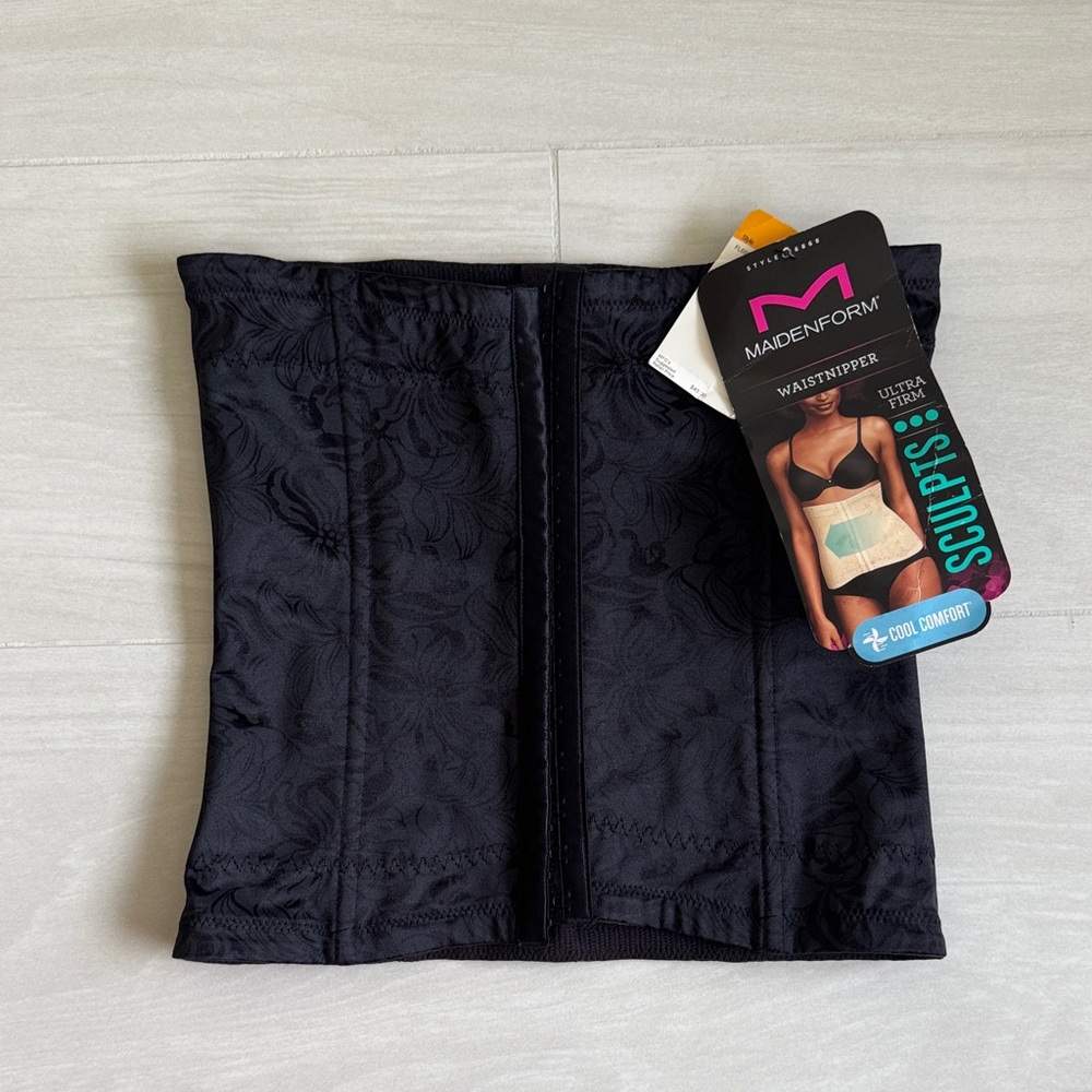 Maidenform Black Waist Shaper NWT